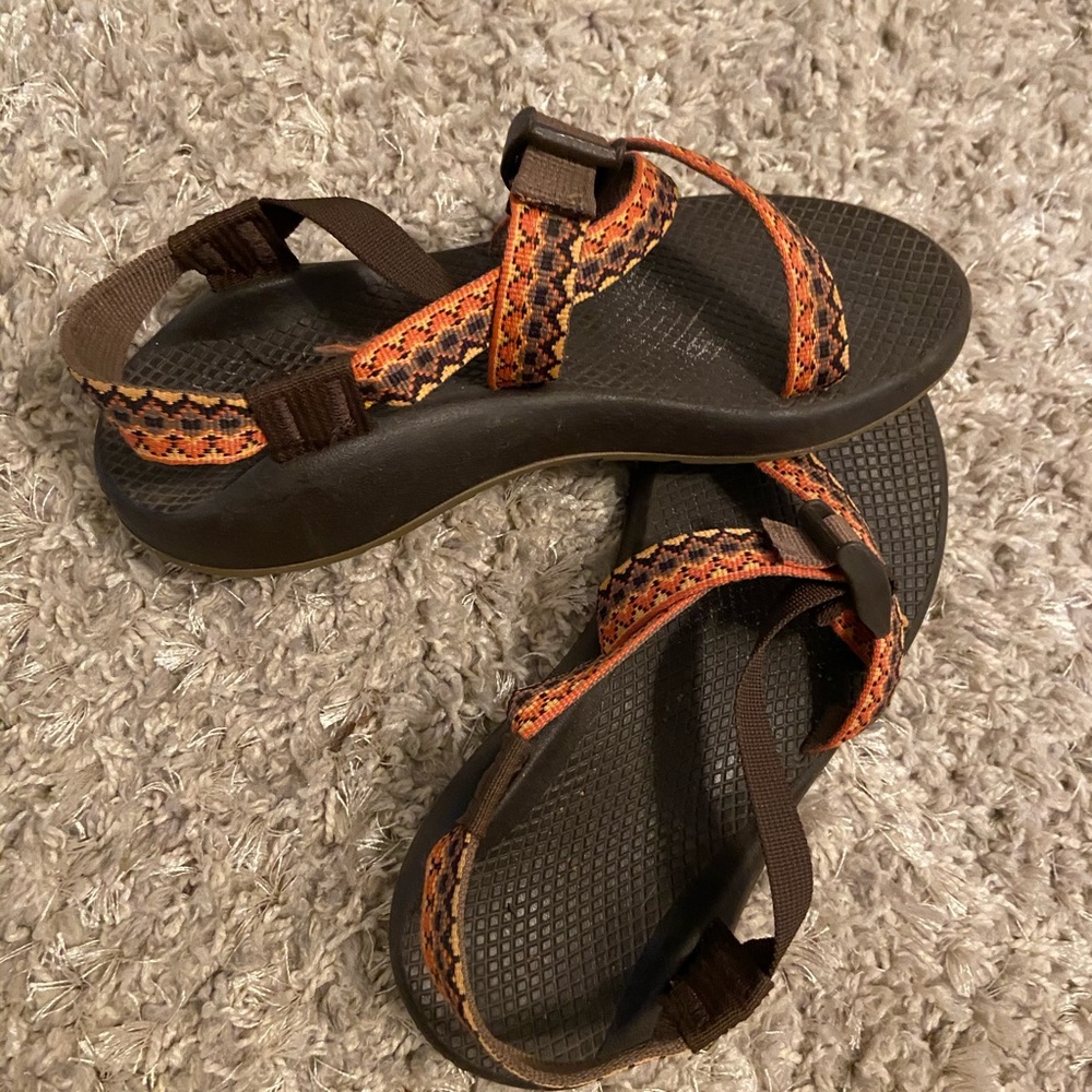 chaco shoes